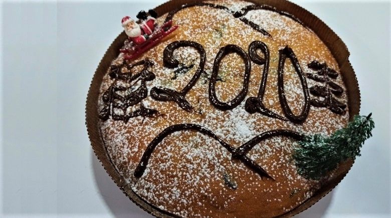 Гръцка новогодишна пита с орехи