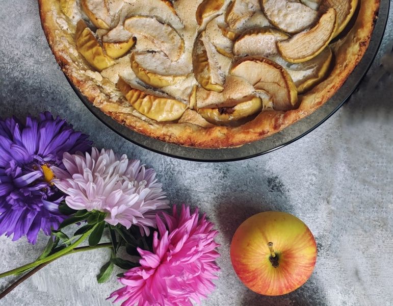 Вкусен и лесен ябълков пай