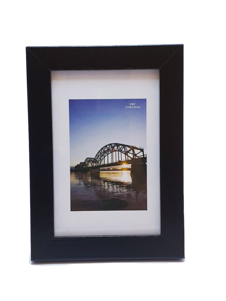 Рамка за снимка - дървена - черна - 10 x 15 см.
