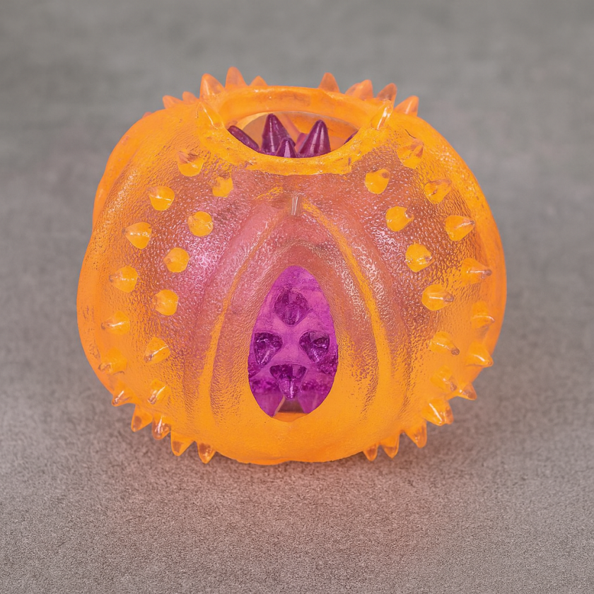 Играчка за куче - топка със светлина