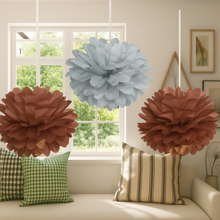 Парти декоративни помпони - сребро и бронз - 3 бр.