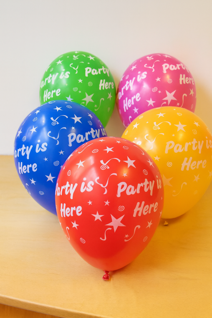 Парти балони - цветни - PARTY IS HERΕ - 35 см. - 10 бр.