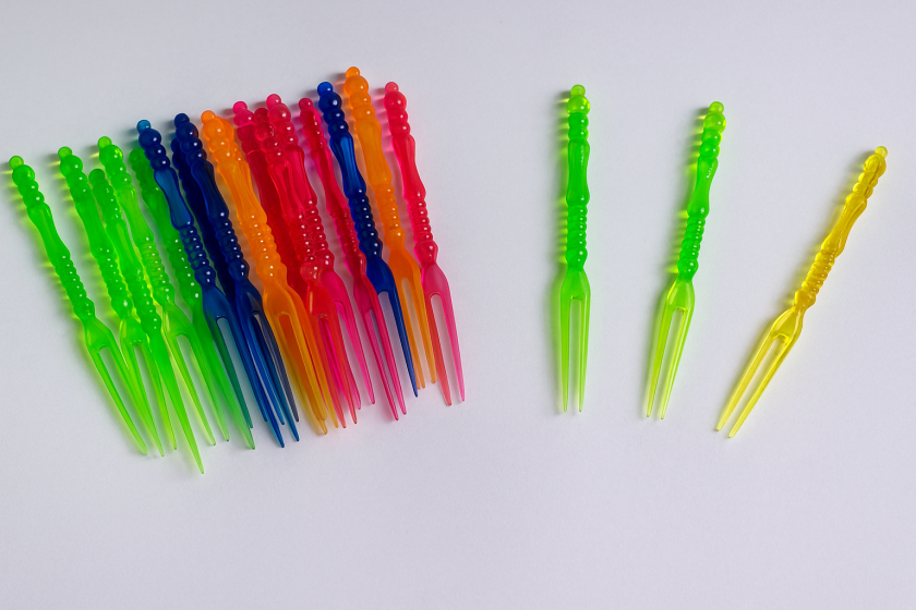 Парти клечки - вилички - цветни - 20 бр.