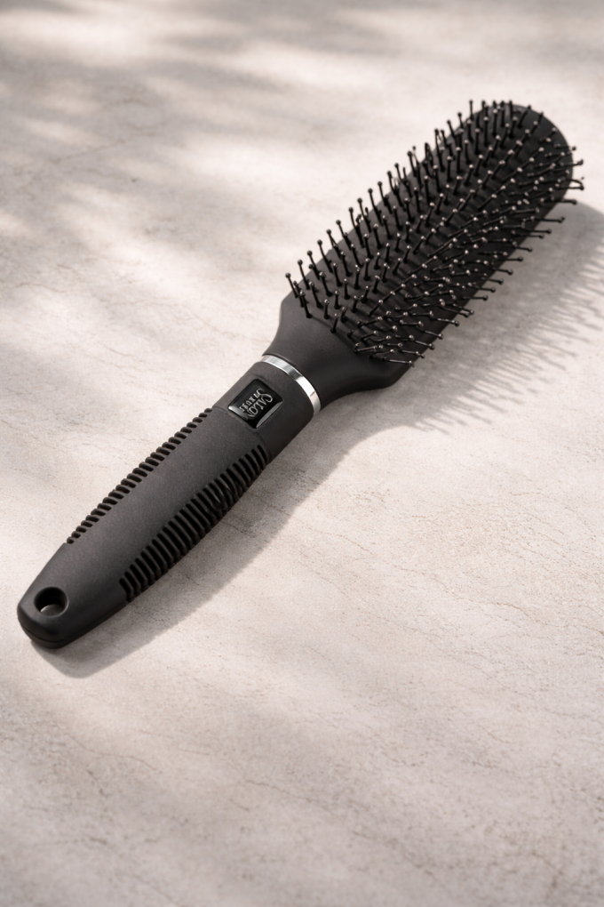 Четка за коса - черна - универсална