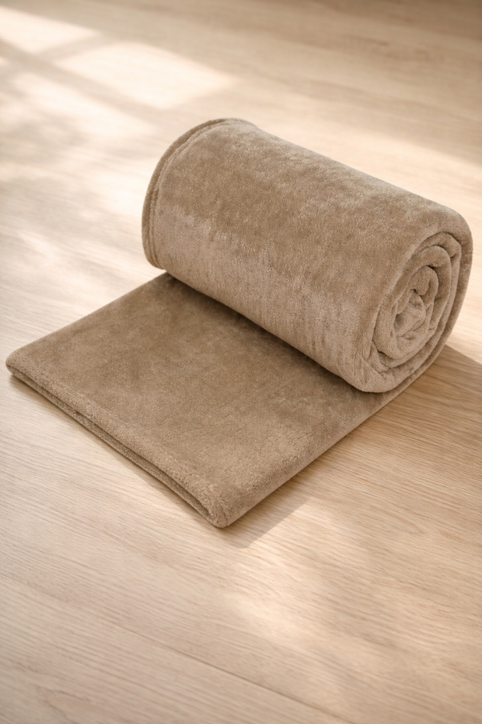 Шалте - бежово - 150 х 220 см.