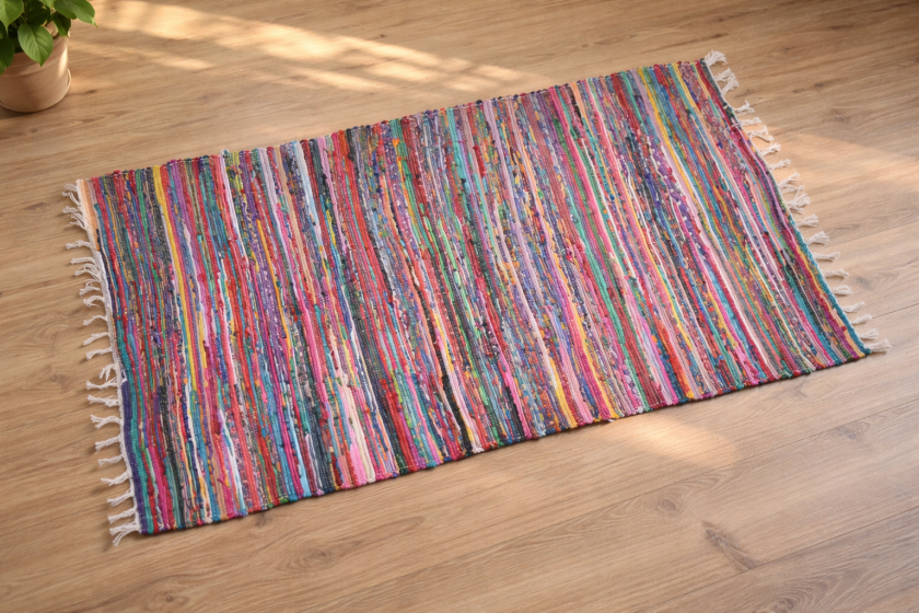 Постелка за под - разноцветна - 120 х 180 см.