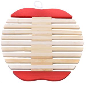 Подложка за горещи съдове - бамбукова - ябълка - 18 см.