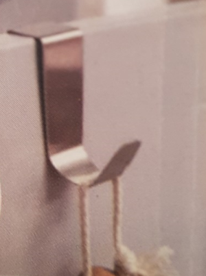 Закачалка за врата - метална - 7 см. - 2 бр.