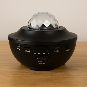 LED Проектор  с дистанционно управление  и музика - 16.5 x 16.5 x 13.5 см.