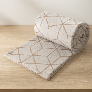 Кувертюра за диван - бежова - релефен дизайн - 210 х 230 см.