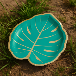 Летни парти чинии - зелен тропически лист - 24 x 22 см - 6 бр.