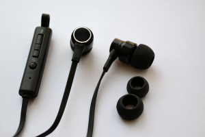 Handsfree слушалки + микрофон