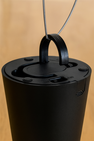 Настолен вентилатор против насекоми с USB и батерии – Черен -  8.5 x 25 см