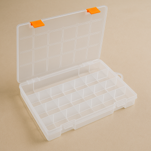 Пластмасова кутия - органайзер, 20.3 x 27.6 x 4.2 см.