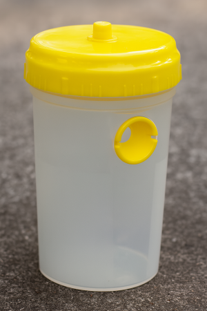 Капан за летящи насекоми – оси, пчели, мухи - размер 12 x 8 см.