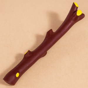 Играчка за куче - клон от дърво