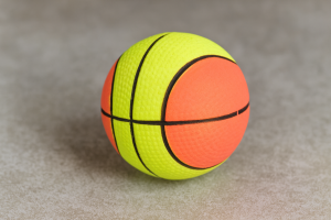 Гумена играчка - топка