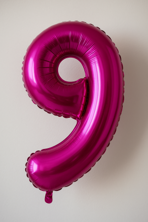 Парти балон - цикламен - цифра 9 - 30 х 12 см.