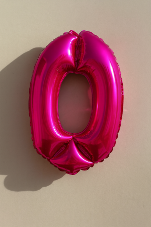 Парти балон - цикламен - цифра 0 - 43 х 31 см.