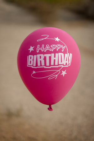 Парти балон - Happy Birthday - цикламен - 90 см.