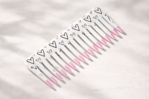 Гребен за коса - широк - сърца - 15 см.