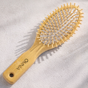 Четка за коса - дървена - овална