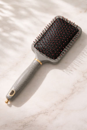 Четка за коса - сива - 27 см.