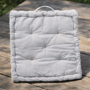 Декоративна възглавница за стол - сива - 40 х 40 см.