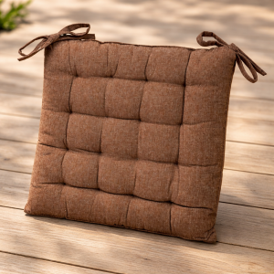 Декоративна възглавница за стол - кафява - 40 х 40 см.